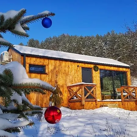 Casuta De Sub Cires Campingplatz Piatra Neamţ